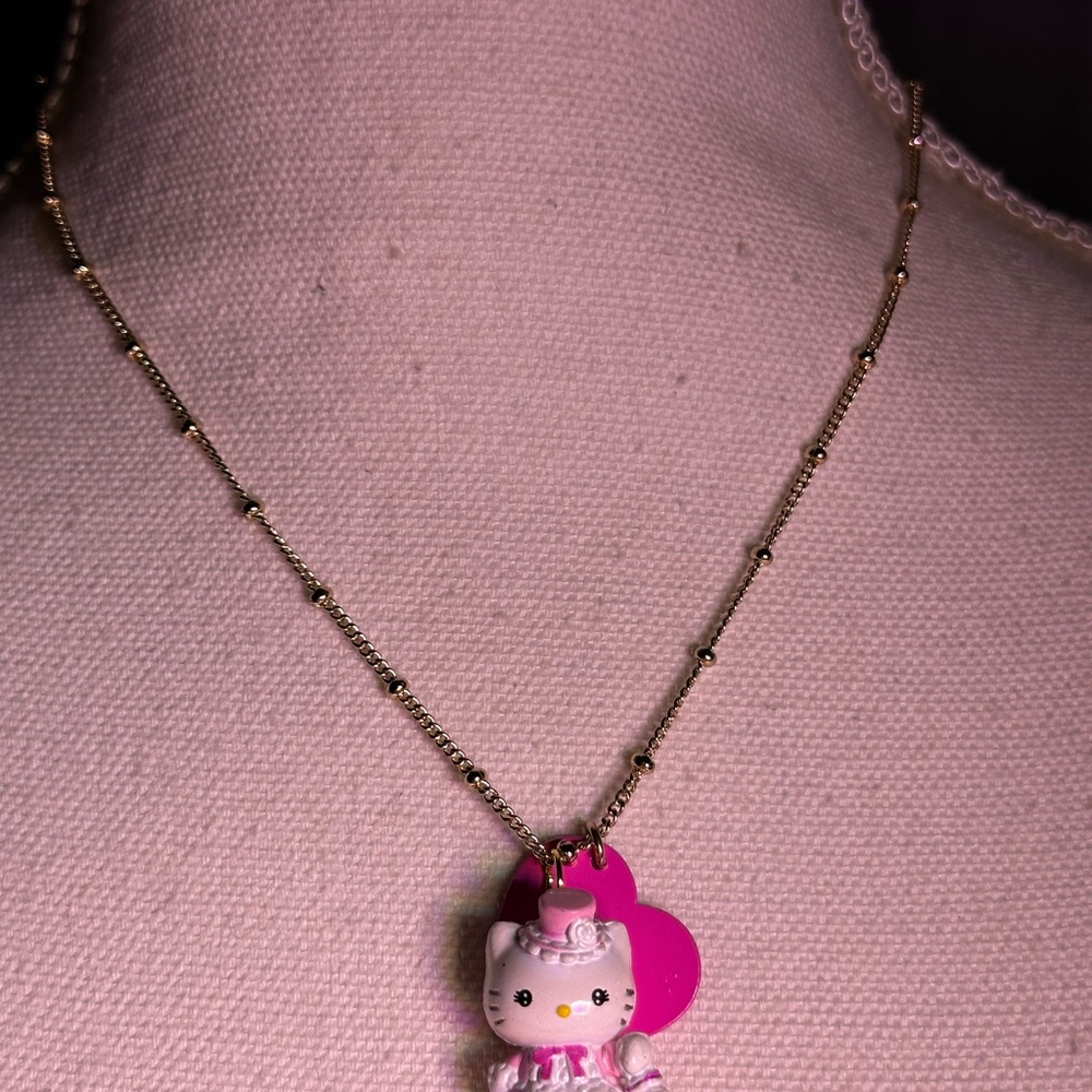 🎀 Hello Kitty Pink Pendant Necklace - Picture 5 of 7